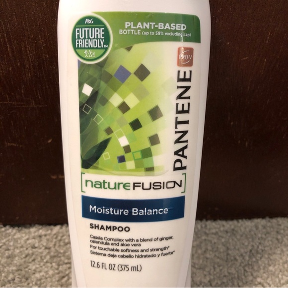 Pantene Pro-V Nature Fusion Moisture Balance Shampoo, Ginger & Aloe Vera 12.6oz - Picture 2 of 8